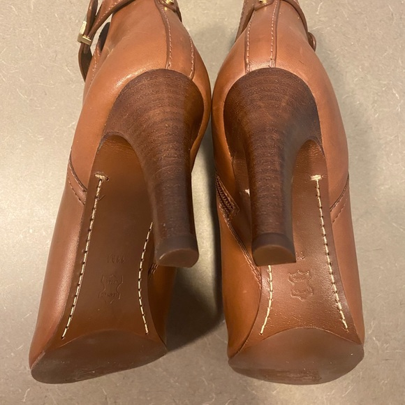 Tory Burch Logo Ankle boots, unboxed, great condition, size 11M - Picture 8 of 14